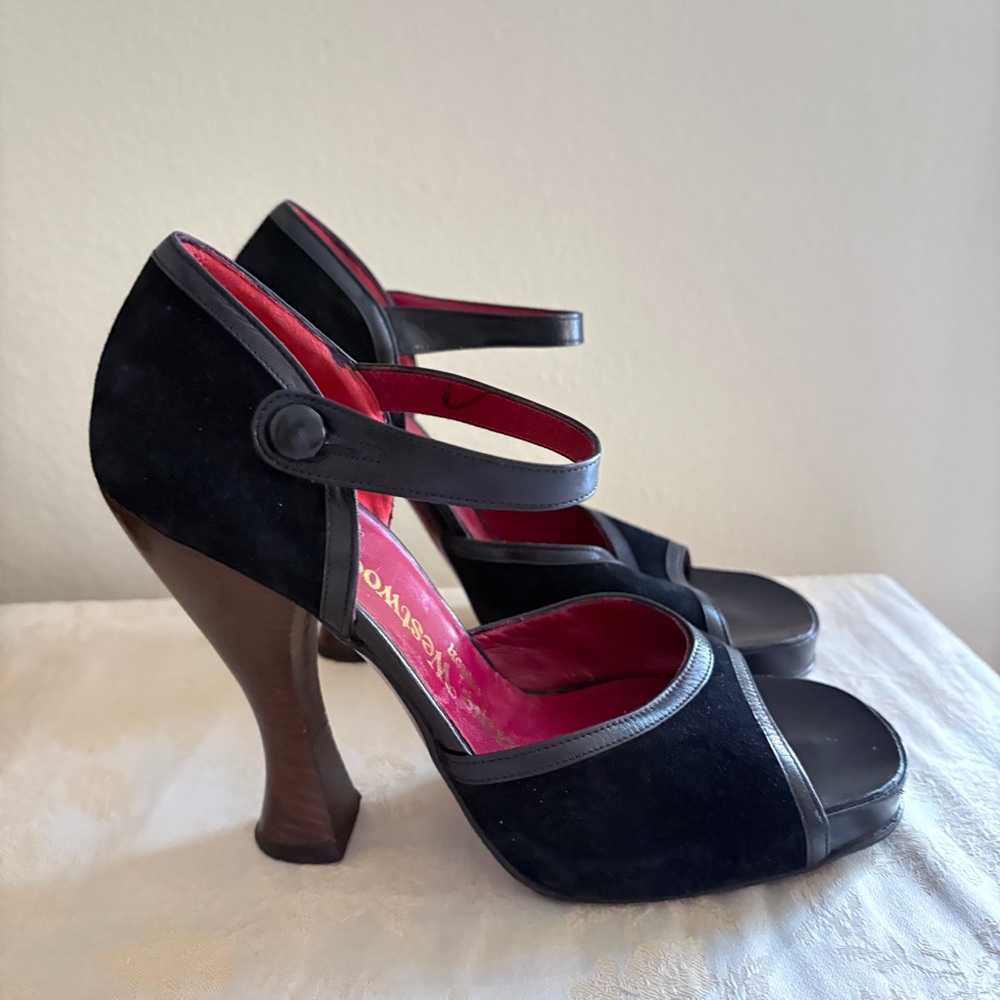 🥀 RARE Vintage Vivienne Westwood Gold Label Black Mary Jane Pumps size 37/ 7 🥀